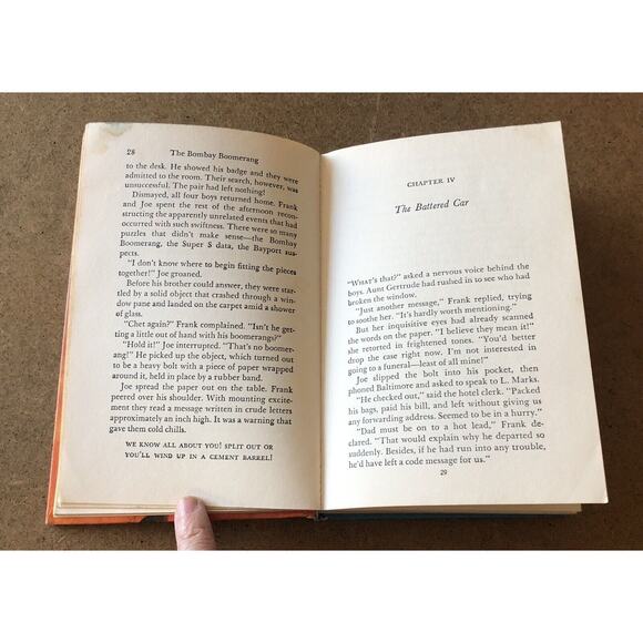 Vintage 1970 Hardy Boys Kids HC Book Bombay Boomerang Pentagon Mercury Mystery - Picture 16 of 16